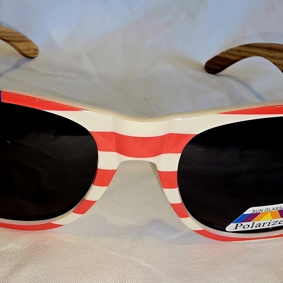 American Flag Frame Zebra Wood Polarized Sunglasses - Picture 3 of 9